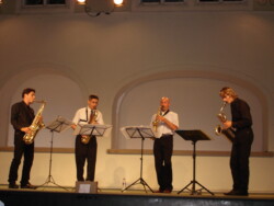 Donna Lee Saxophone Quartet @ Amadeo (2005)