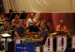 HGM Jazz Orchestra & Yellowjackets (2006)